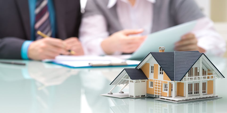 p_insurclaims_475902405-1