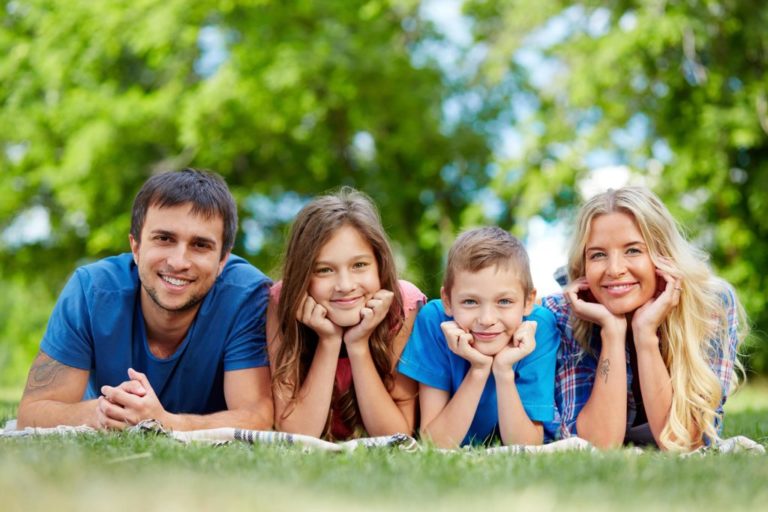 Family photo header bg