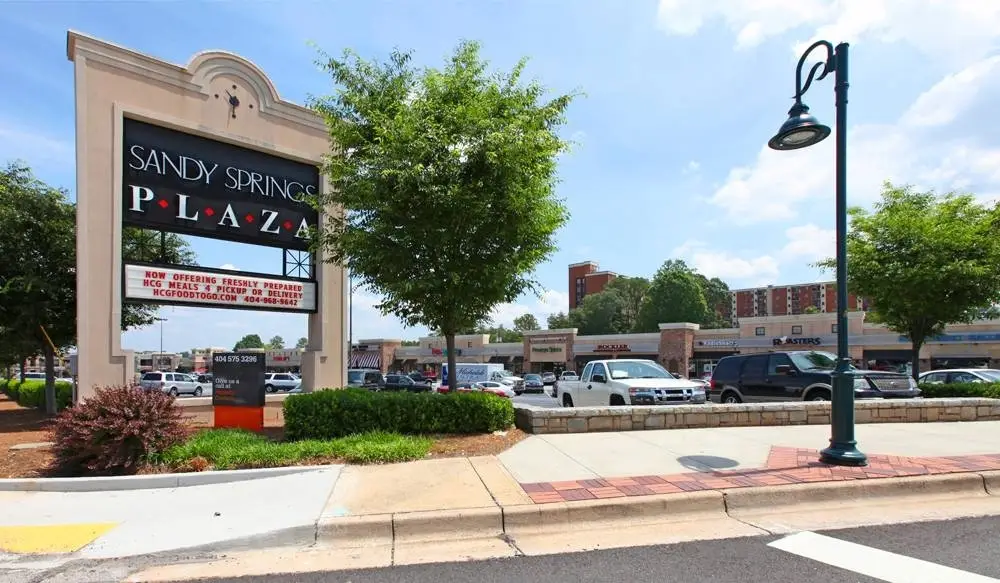 Riverside Sandy Springs Neighborhood