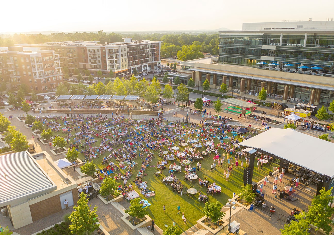 Riverside Sandy Springs Neighborhood